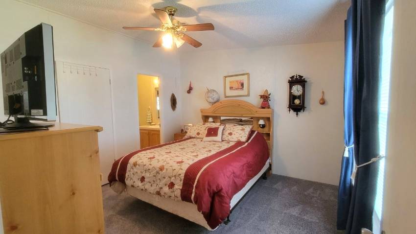 519 Leyland Cypress Way a Winter Haven, FL Mobile or Manufactured Home for Sale